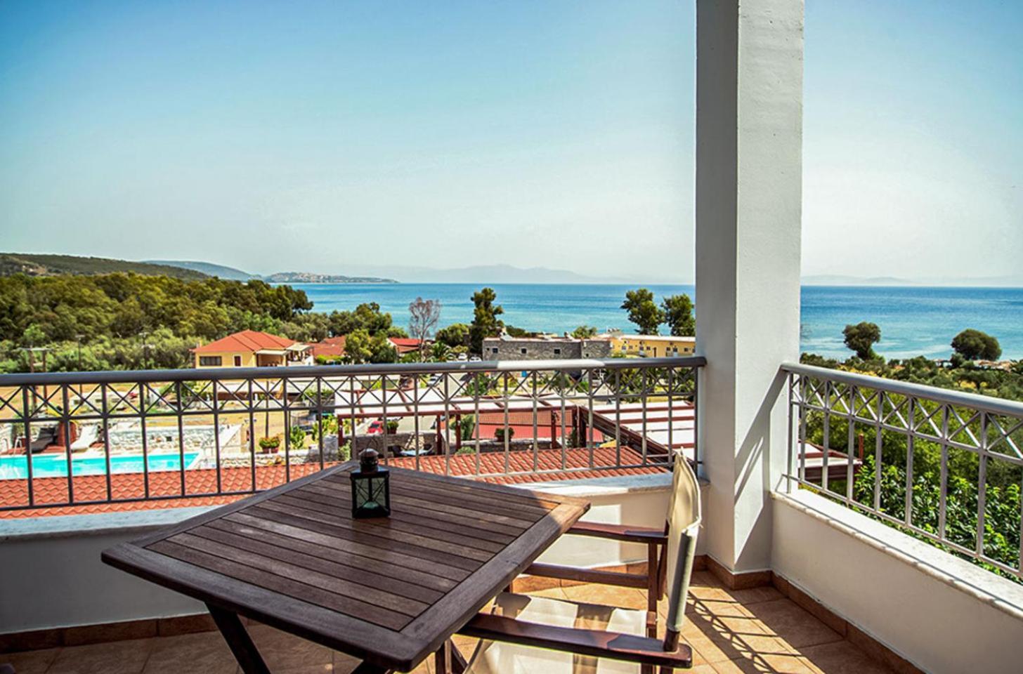 Vathi Hotel Exterior photo