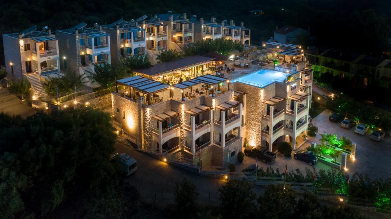 Vathi Hotel Exterior photo